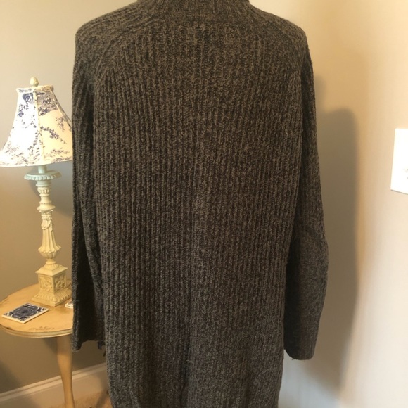 Express brand high low sweater tunic - Picture 4 of 7